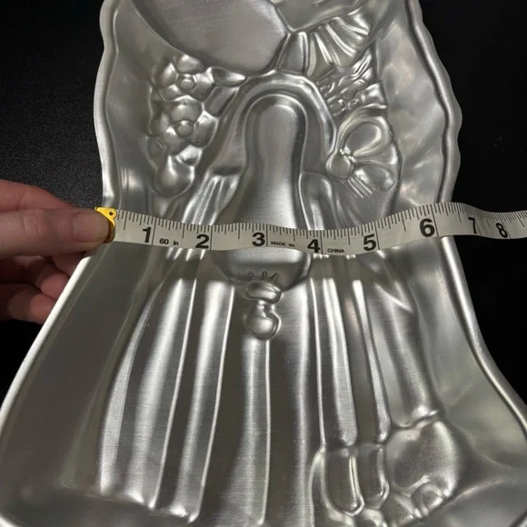 70s Vintage Cake Pan Mold Holly Hobbie Cottage Prairie 502-194 Wilton Aluminum - Picture 7 of 8